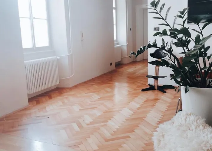 Old Center Family * לובליאנה