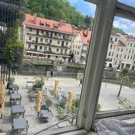 Old Center Family Apartment